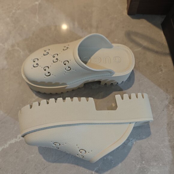 Gucci GG breathable platform sandals - Picture 3 of 6